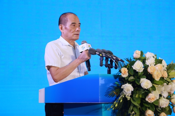 福建省商业联合会书记赖朝良致辞2024数字经济产业发展大会.jpg